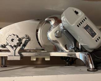 MEAT SLICER