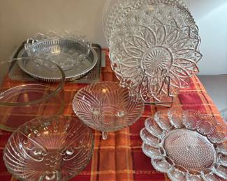 GLASS DISHES, SERVE PLATERS