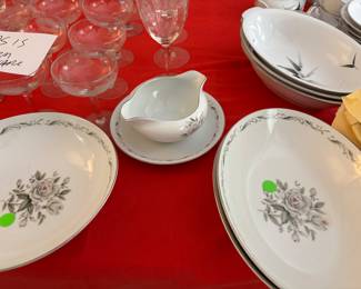 DISH - FEW PIECES