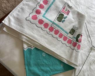 TABLE CLOTH - LINENS