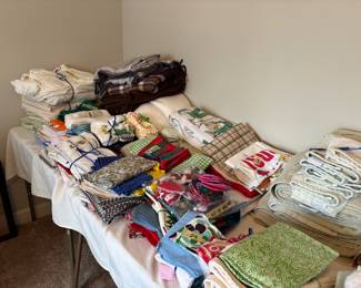 TOWELS & LINENS