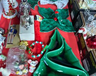 CHRISTMAS DISHES