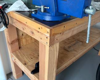 VISE & WORKBENCH