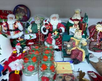 CHRISTMAS GLASSES & SANTAS