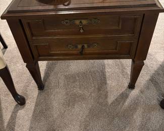 2 DRAWER TABLE