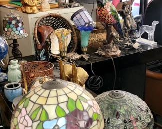 Lots of stainglass lamps and items!