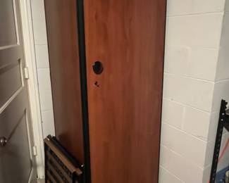 PRESALE Eurocave Confort Pecan Wood wine refrigerator – model 222998 Eurotheque 264