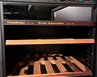 PRESALE Eurocave Confort Pecan Wood wine refrigerator – model 222998 Eurotheque 264