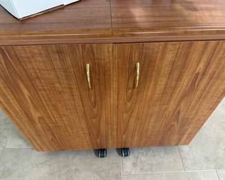 Sewing Machine Cabinet
