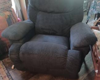 att.4tMPGv7 I1Lpc2OKzkArdaeDH5JfK3bId6f6yWNqTQY