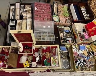 Large lot of jewelry