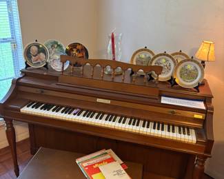 Baldwin piano