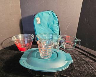 Anchor Hocking Pyrex Measuring Cups Casserole