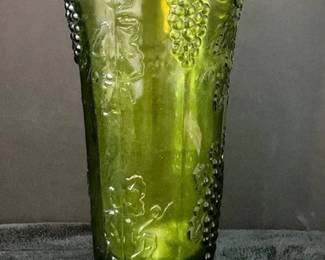 Indiana Glass Emerald Green Vase