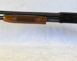 MOSSBERG 20 Gauge Pump Shotgun