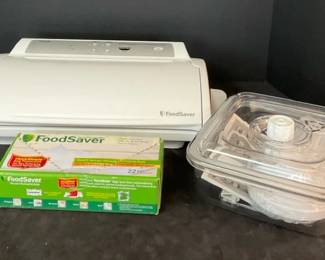 Food Saver Vacuum Sealer V2460 More