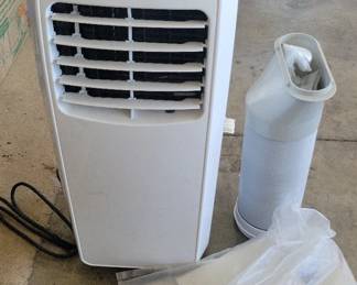 013 LG Portable Air Conditioner