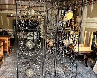 ANTIQUE WROUGHT IRON FOLDING SCREEN ROOM DIVIDER