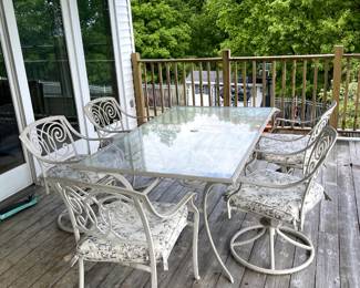 Outdoor Glass Dining Table and Chairs