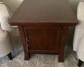 End table