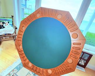 Gaming table