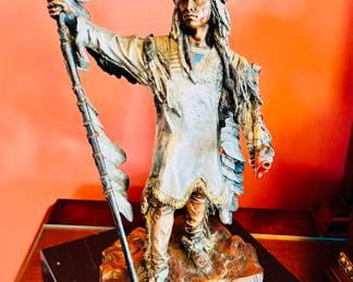 Triumphant by C. A. Pardell
608/750
Bronze with Pewter