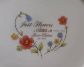 "Just Flowers" Mikasa Bone China, A4-182