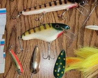 MUSKIE LURES More