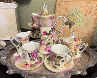 Beautiful tea sets.