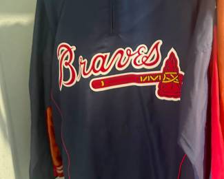 Braves windbreaker