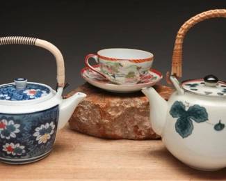 Vintage Japanese Teapot and Cup Collection