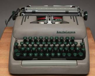 Smith Corona Silent Typewriter w/ Case