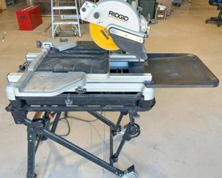 Ridgid Tile Saw With Stand and Accessories