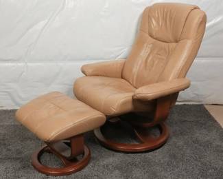 Palliser Leather Recliner with Ottoman Set