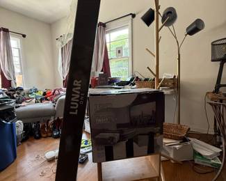 Projector and screen