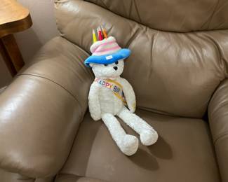 Do you have a  birthday here’s your birthday bear