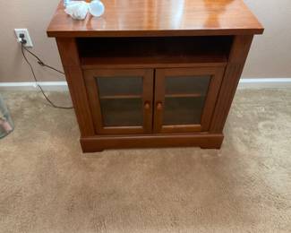 Cute little TV stand