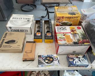 Pampered chef pieces