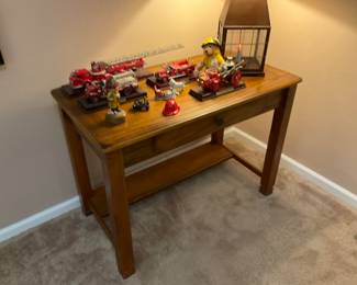 Very nice desk