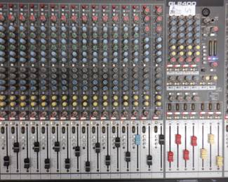 ALLEN HEATH GL2400 MIXING CONSOLE IN ROAD CASE