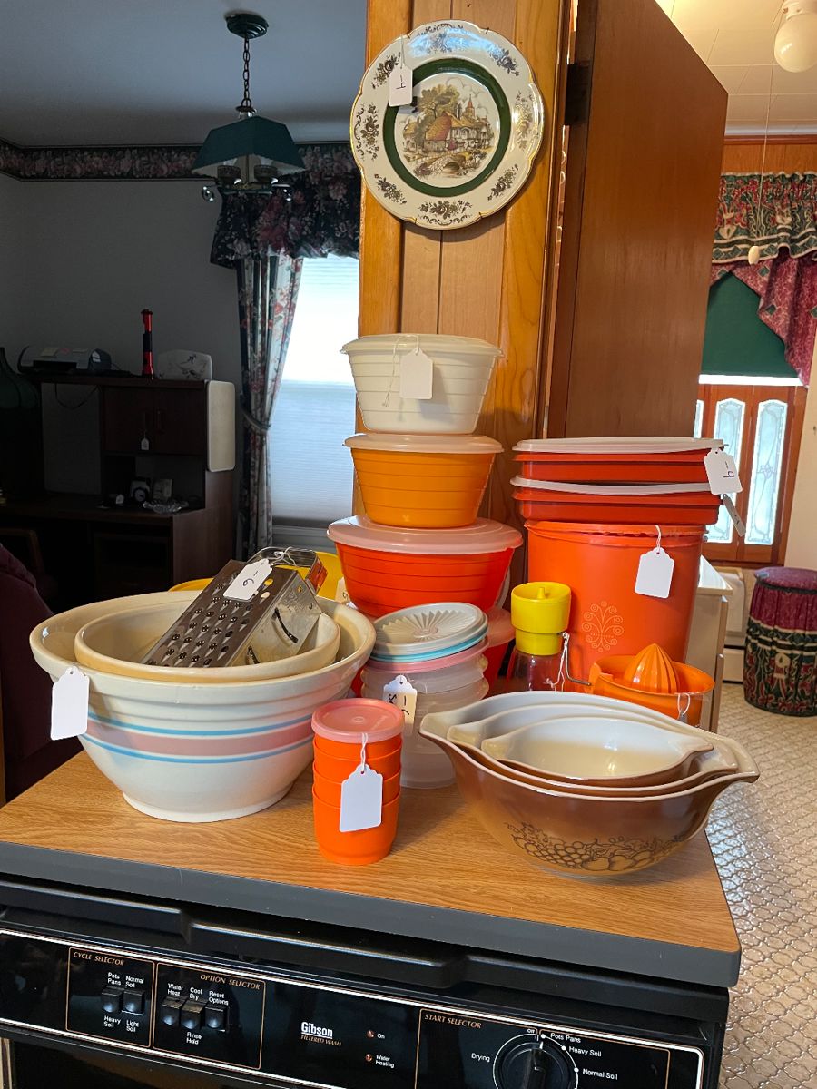 McCoy, Tupperware