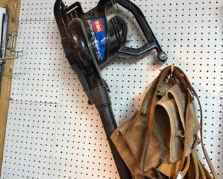 Electric leaf blower