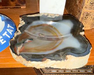 Agate Carved Polished Ashtray