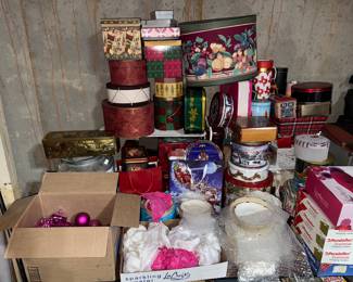 Gift box headquarters