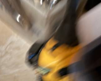 Gas powered weed trimmer