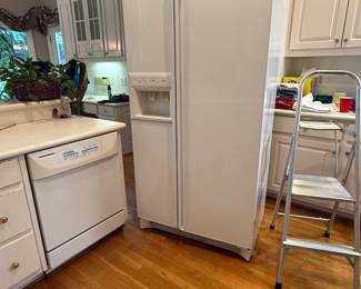 Side by side fridge