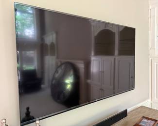 75 inch LG smart TV