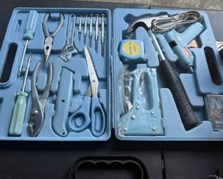 Hand tool sets