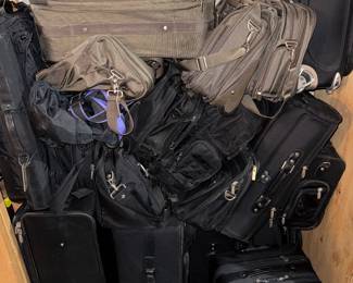 Luggage with lifetime guarantee