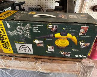 Hand steam cleaner